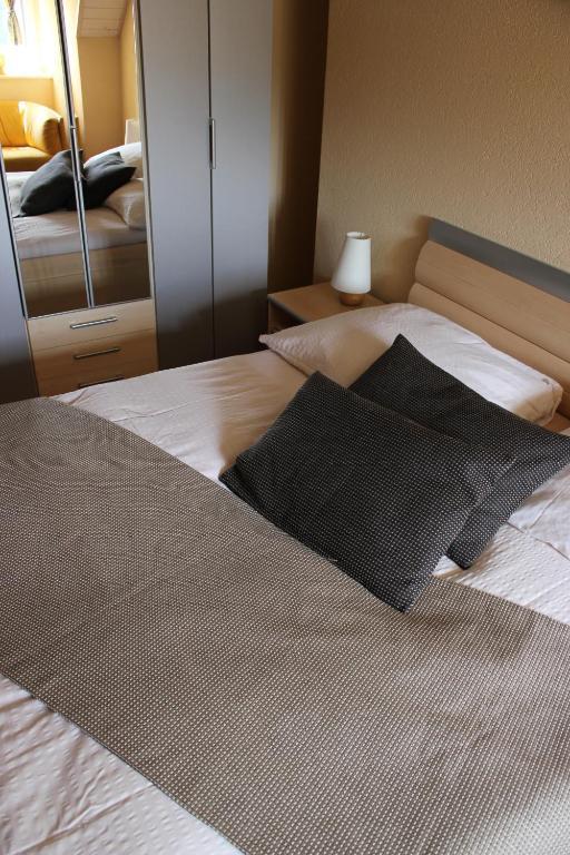Hotel Acacia Marly-le-Grand Kamer foto